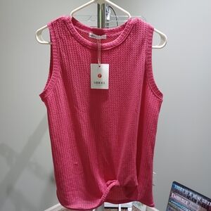 #360 NWT Tank Top